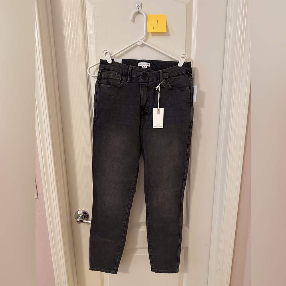 NWT Good American Good Curve Skinny Jean